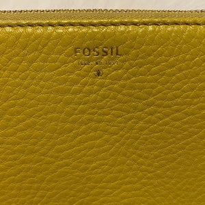 Fossil Zip Wallet